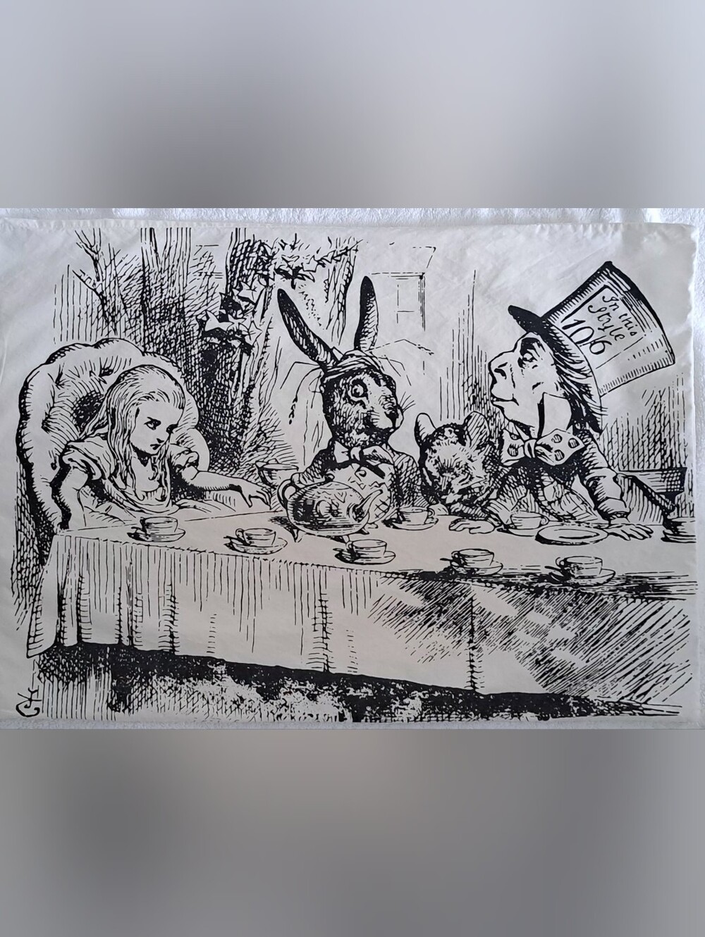 Alice In Wonderland (tea party) & The Cheshire Cat pillow cases.